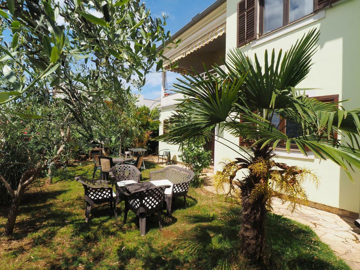 Dea Apartments Πούλα Εξωτερικό φωτογραφία